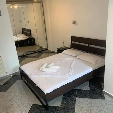 Nice 1 Bdrm Apartment In Center Bucarest Exterior foto